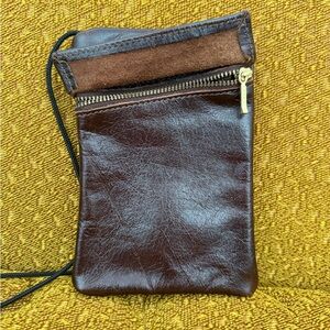 👜 Morven Leather Designs Brown Leather Crossbody
